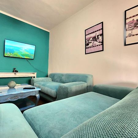Turqoise Flat In City Center With 24H Self Check In Tirana Exterior foto